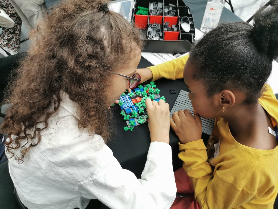 2. LEGO project voor het I Love Science festival’ © Lesley De Cruz